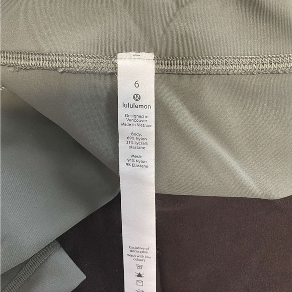 Lululemon Sage Crop Leggings - Picture 3 of 10